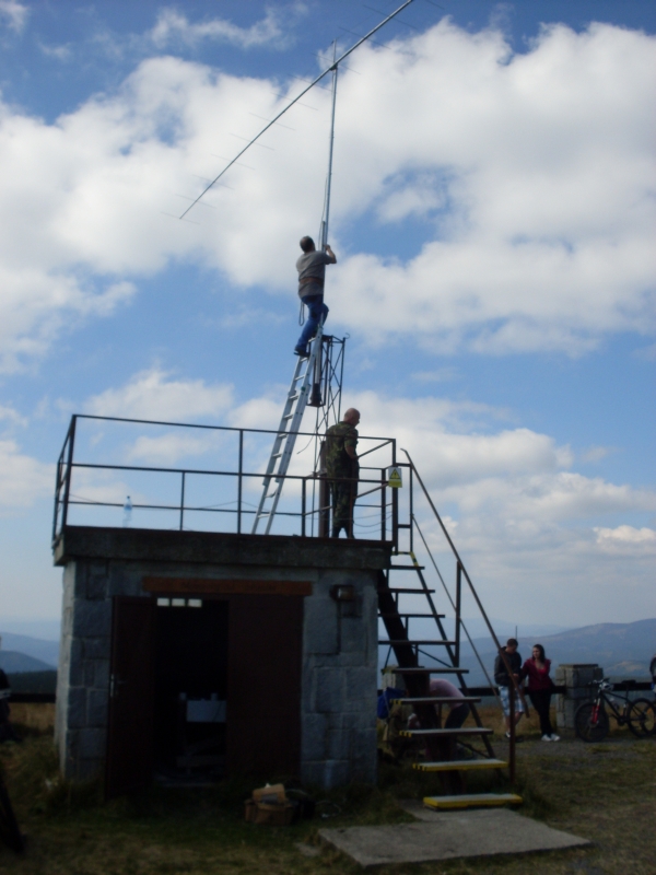 Příprava na soutěž VHF Contest